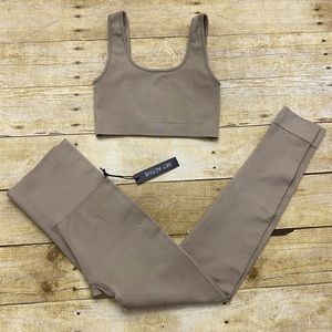 NWT Sculpt leggings and box bra sand